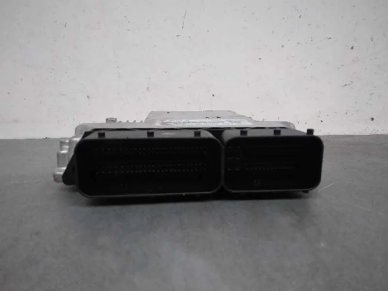Centralita Motor Uce para Bmw Serie 1 Berlina (E81/E87)