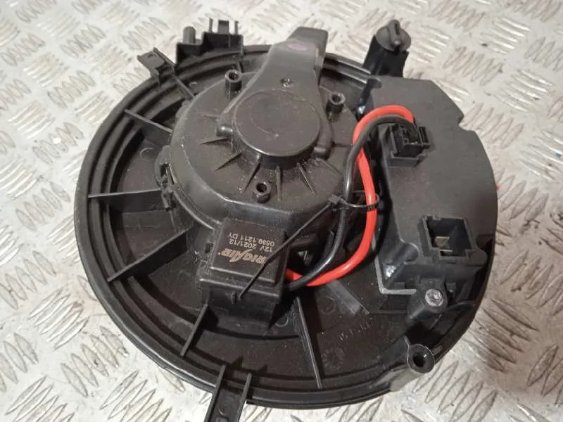 Motor Calefaccion para Skoda Octavia Combi (5E5)