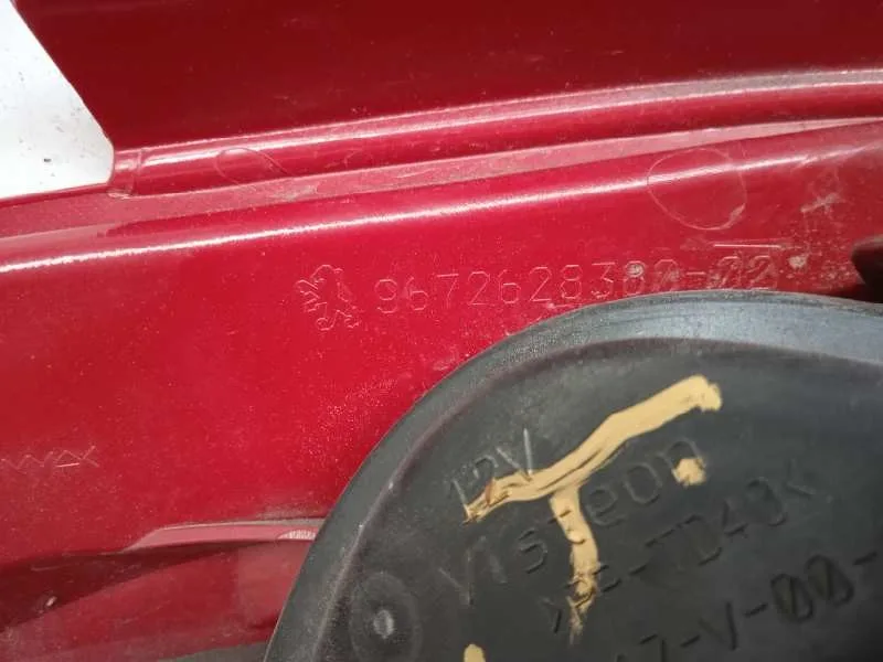 Piloto Trasero Derecho para Peugeot 208