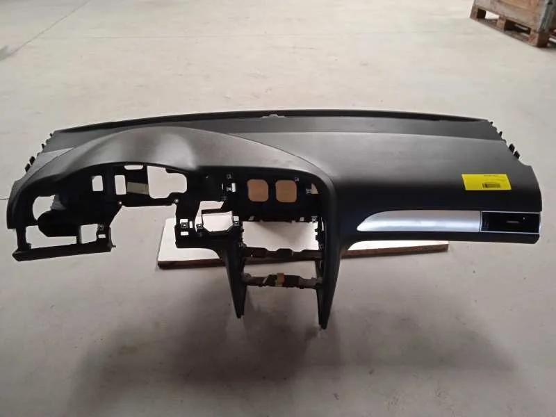 Salpicadero para Audi A6 Berlina (4F2)