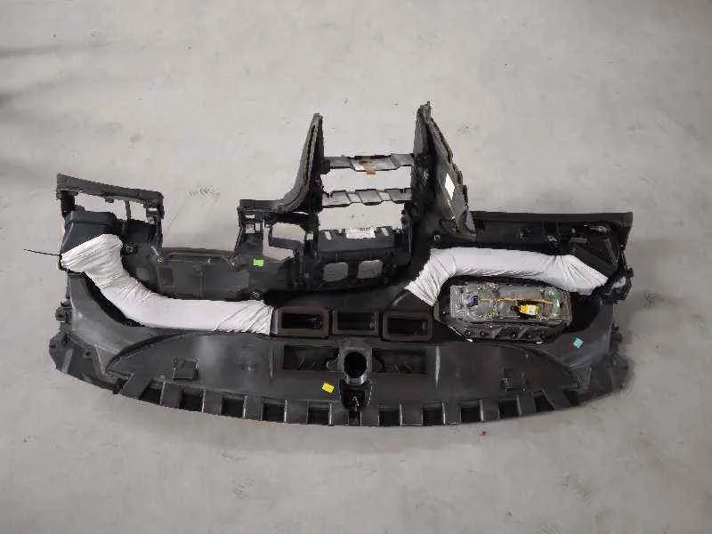 Salpicadero para Audi A6 Berlina (4F2)