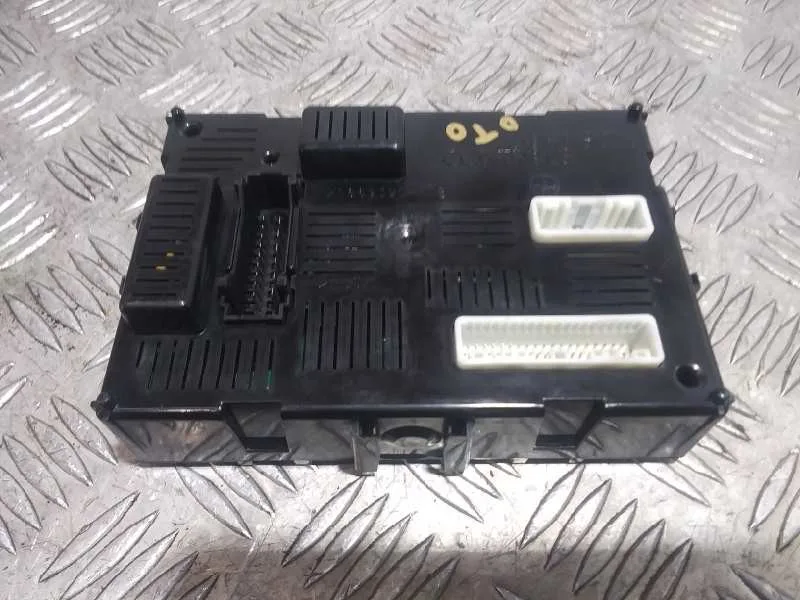 Modulo Electronico para Nissan Micra (K12E)