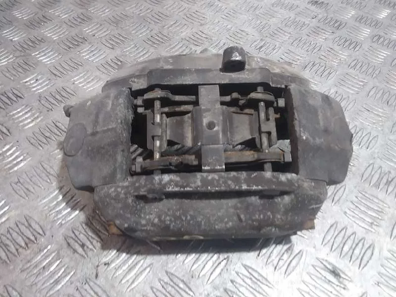 Pinza Freno Delantera Izquierda para Mercedes-Benz Clase Cls (W219)