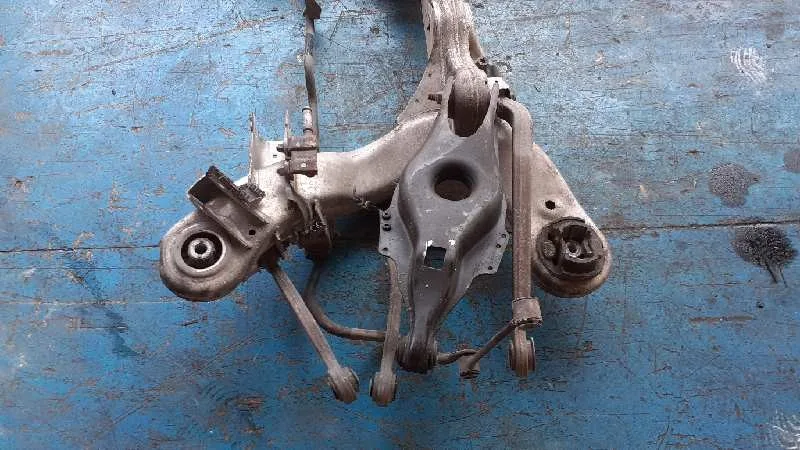 Puente Trasero para Mercedes-Benz Clase Cls (W219)