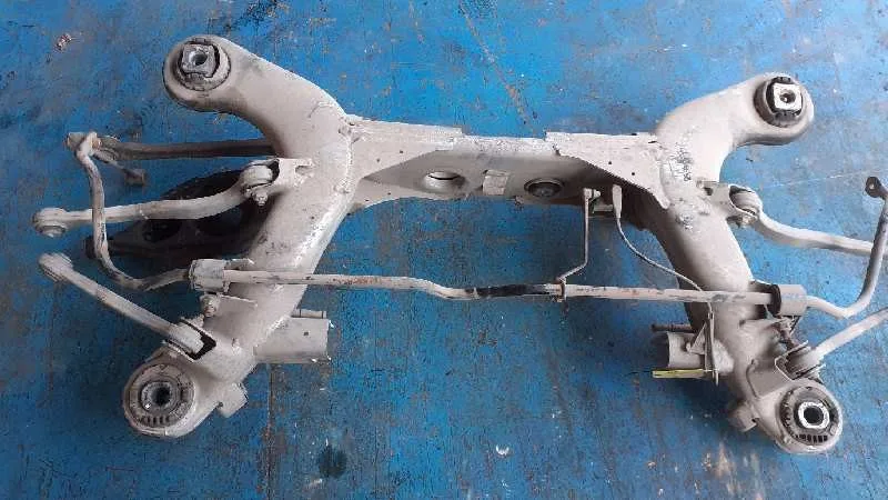 Puente Trasero para Mercedes-Benz Clase Cls (W219)