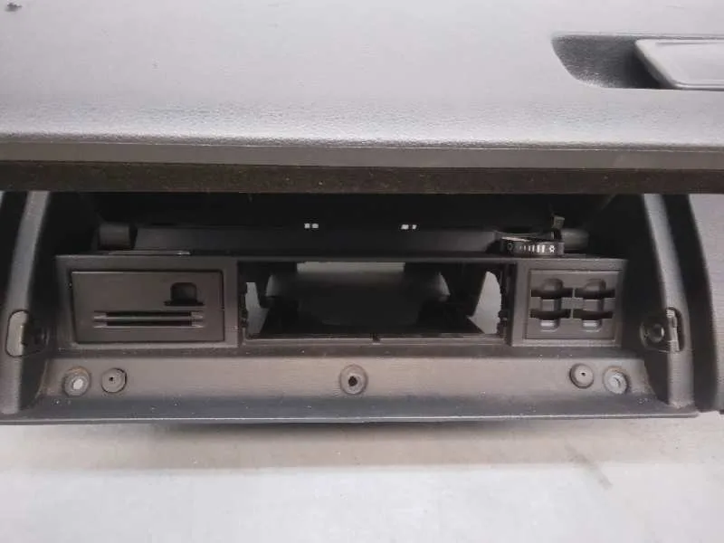 Guantera para Volkswagen Golf Vii Lim.