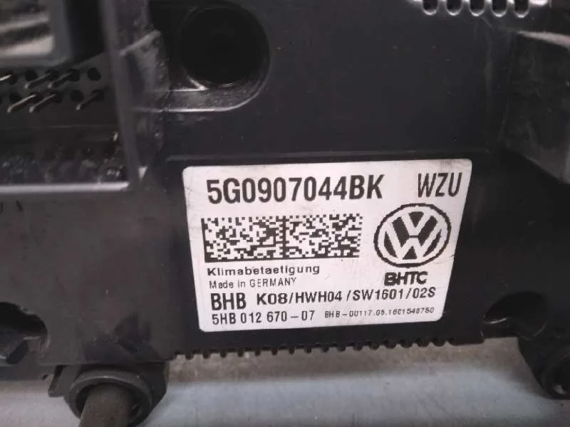 Mando Climatizador para Volkswagen Golf Vii Lim.