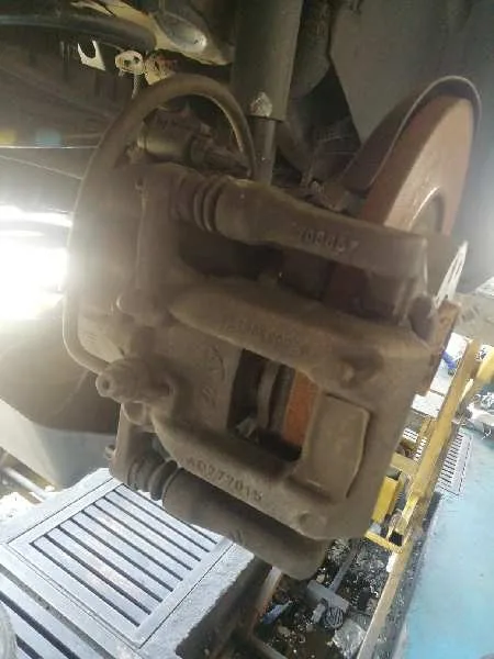 Pinza Freno Trasera Derecha para Peugeot 5008