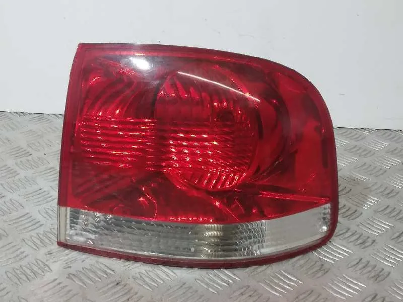 Piloto Trasero Derecho para Volkswagen Touareg (7La)