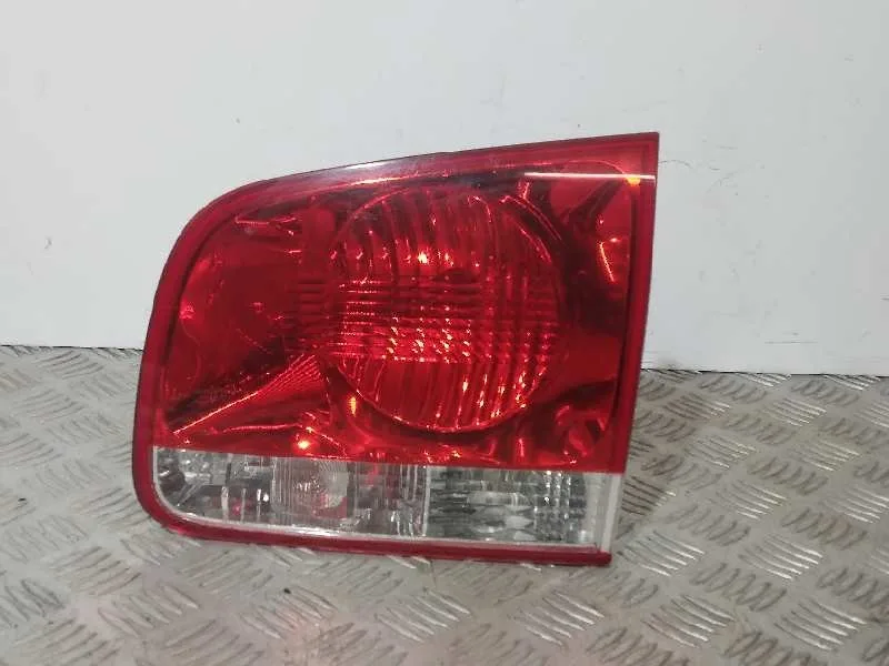 Piloto Trasero Derecho Interior para Volkswagen Touareg (7La)