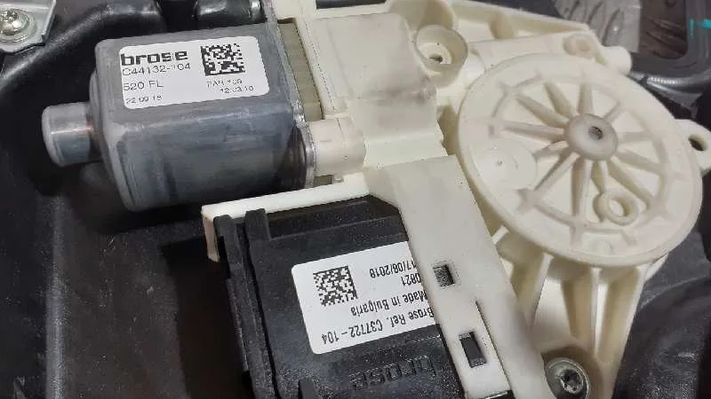Elevalunas Delantero Izquierdo para Jeep Renegade