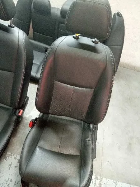 Juego Asientos Completo para Infiniti Q50
