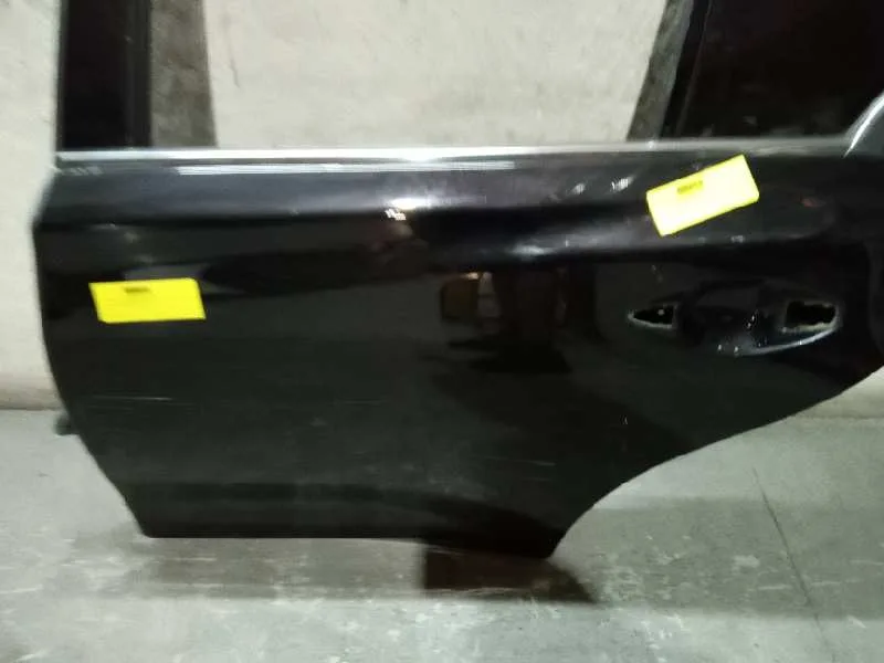Puerta Trasera Izquierda para Infiniti Q50
