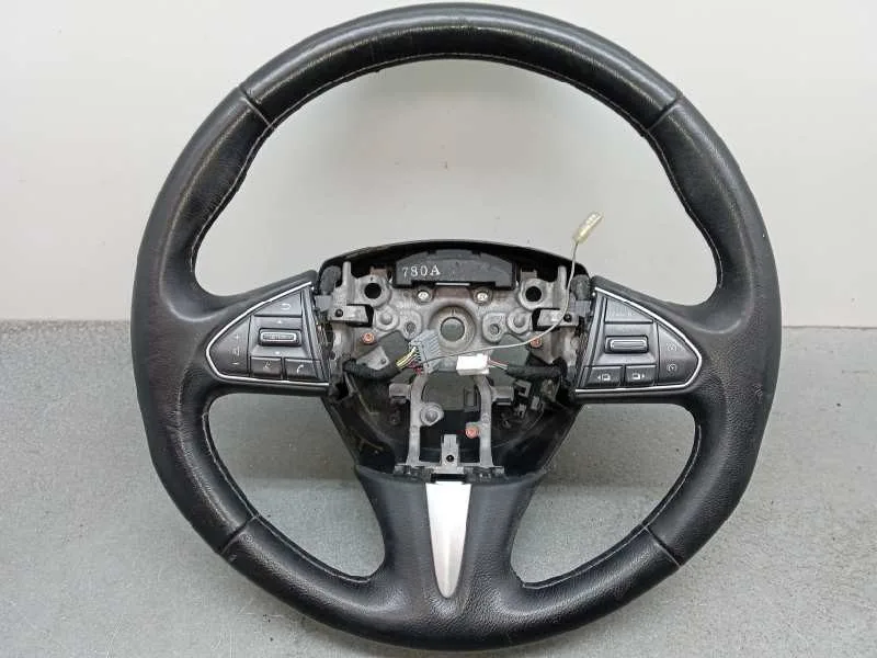 Volante para Infiniti Q50