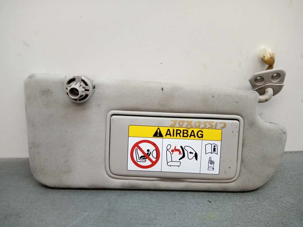 Parasol Derecho para Infiniti Q50