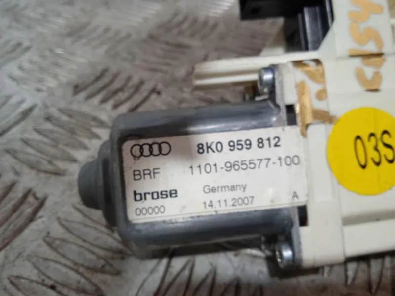 Motor Elevalunas Trasero Derecho para Audi A4 Ber. (B8)