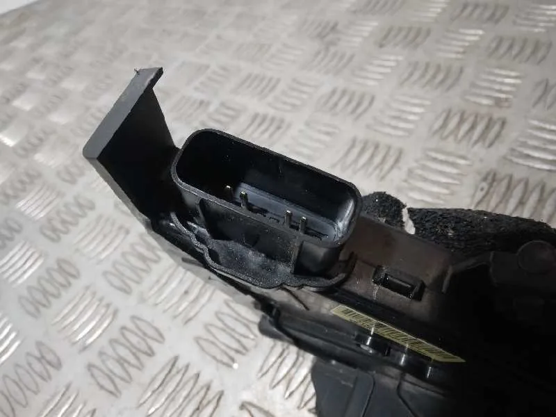 Cerradura Puerta Trasera Derecha para Kia Stonic (Ybcuv)
