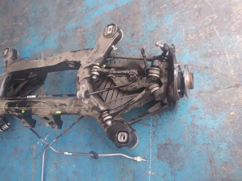 Puente Trasero para Bmw Serie 1 Lim. (F20)