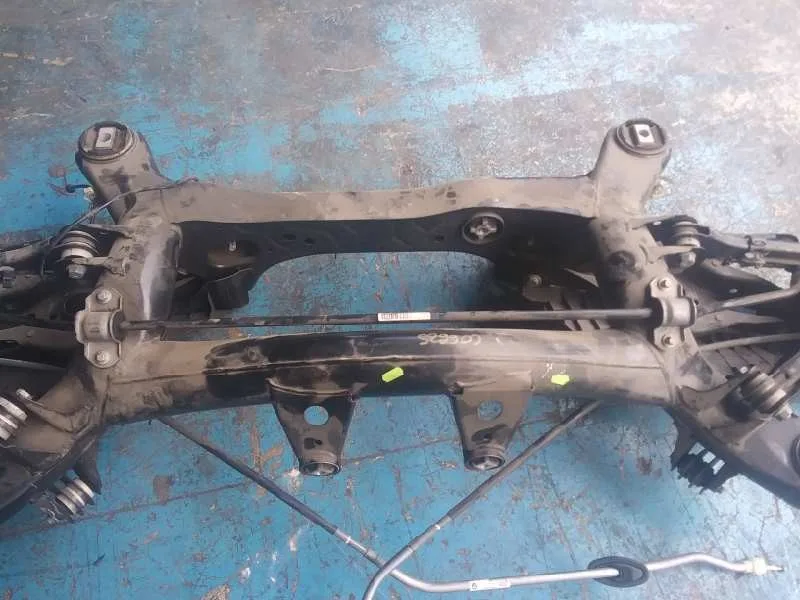 Puente Trasero para Bmw Serie 1 Lim. (F20)