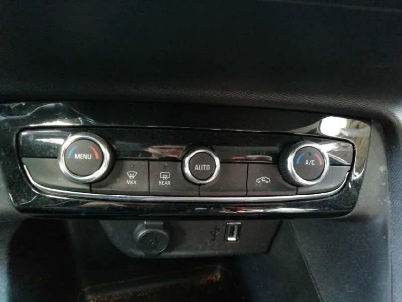 Mando Climatizador para Opel Corsa F