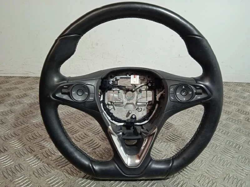 Volante para Opel Corsa F