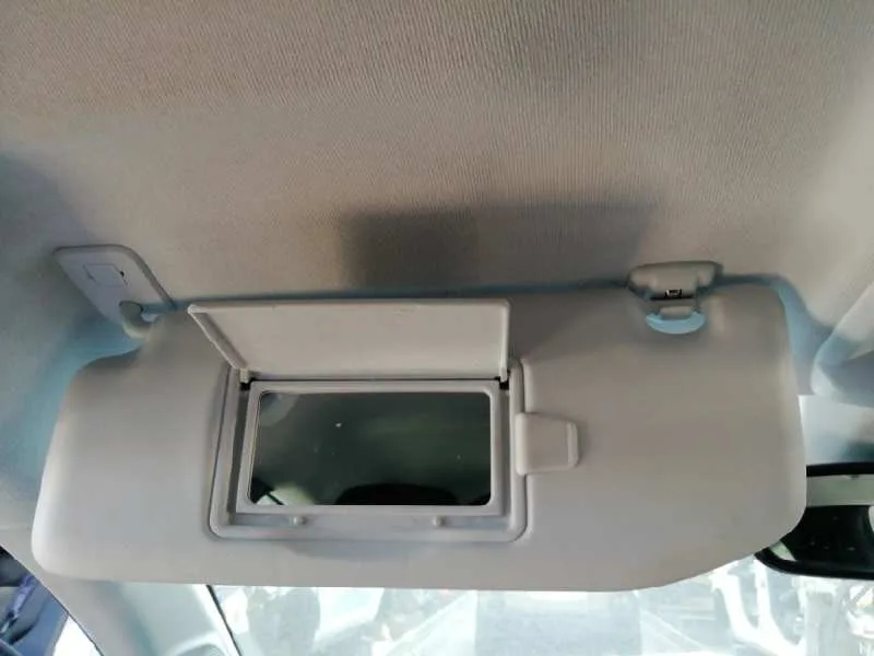 Parasol Izquierdo para Opel Corsa F