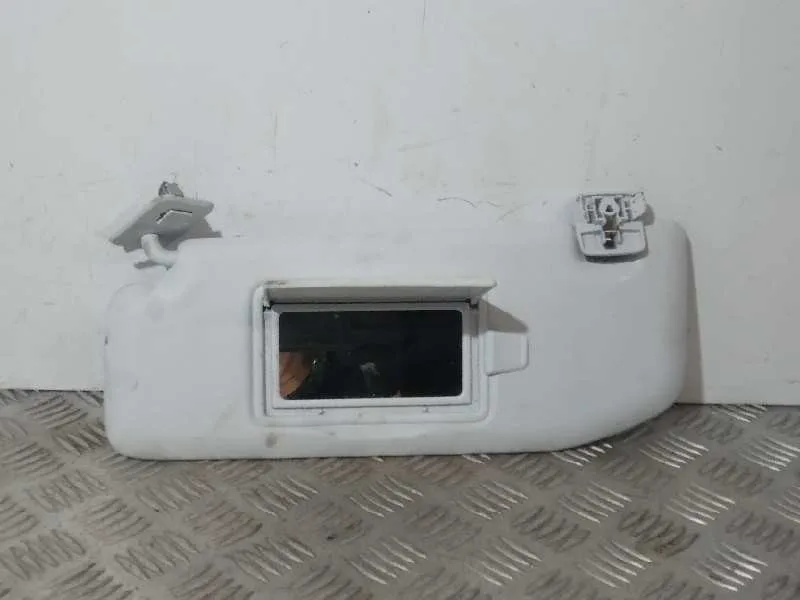 Parasol Izquierdo para Opel Corsa F