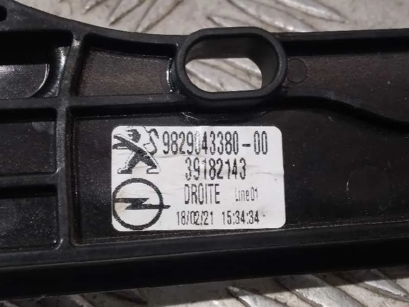 Elevalunas Delantero Derecho para Opel Corsa F