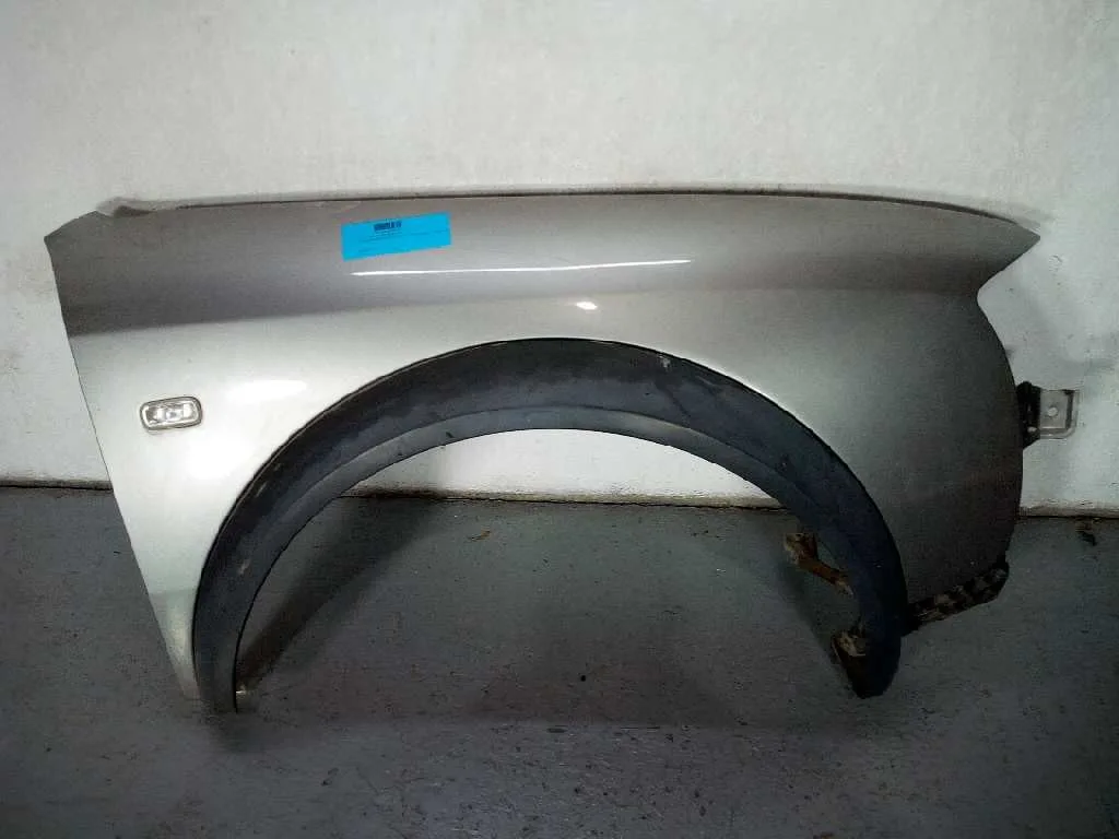 Aleta Delantera Derecha para Audi Allroad Quattro (4B5)