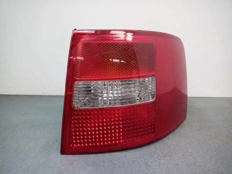 Piloto Trasero Derecho para Audi Allroad Quattro (4B5)