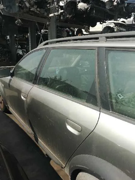 Puerta Trasera Izquierda para Audi Allroad Quattro (4B5)