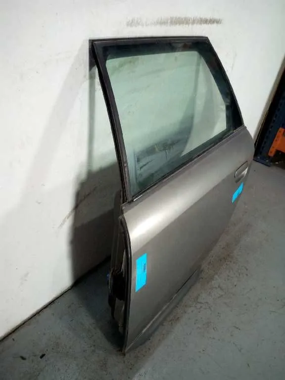 Puerta Trasera Izquierda para Audi Allroad Quattro (4B5)