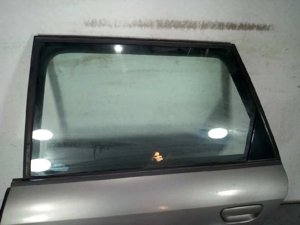 Puerta Trasera Izquierda para Audi Allroad Quattro (4B5)