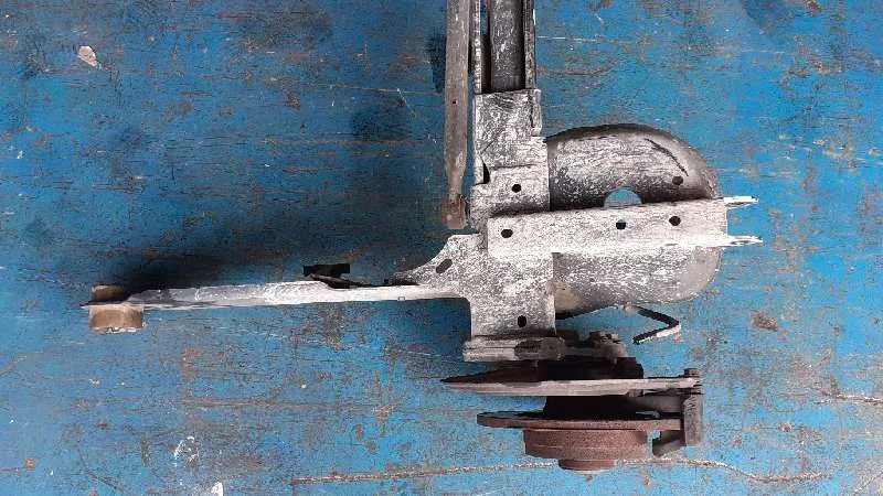 Puente Trasero para Nissan Primastar (X83)