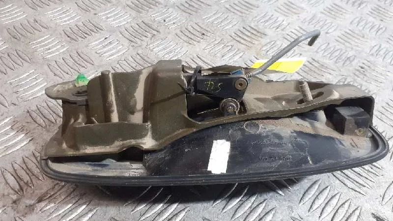 Maneta Exterior Delantera Izquierda para Nissan Primastar (X83)