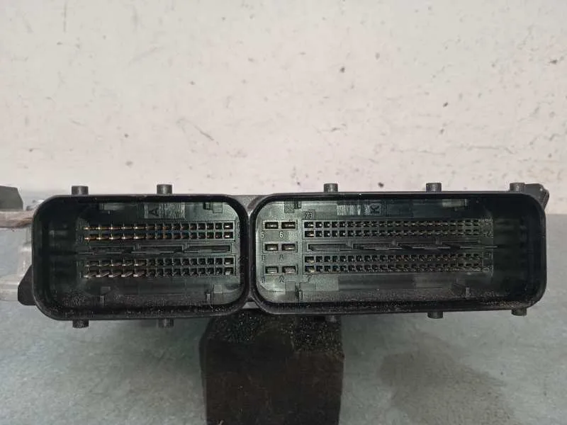 Centralita Motor Uce para Audi A6 Berlina (4F2)