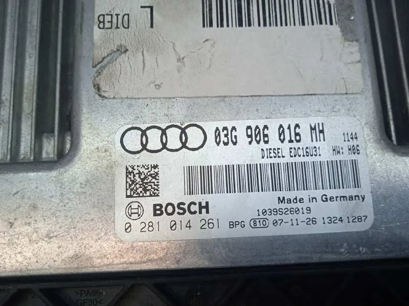 Centralita Motor Uce para Audi A6 Berlina (4F2)