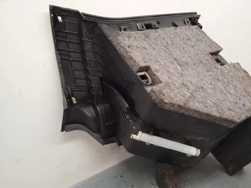 Guantera para Nissan X-Trail (T31)