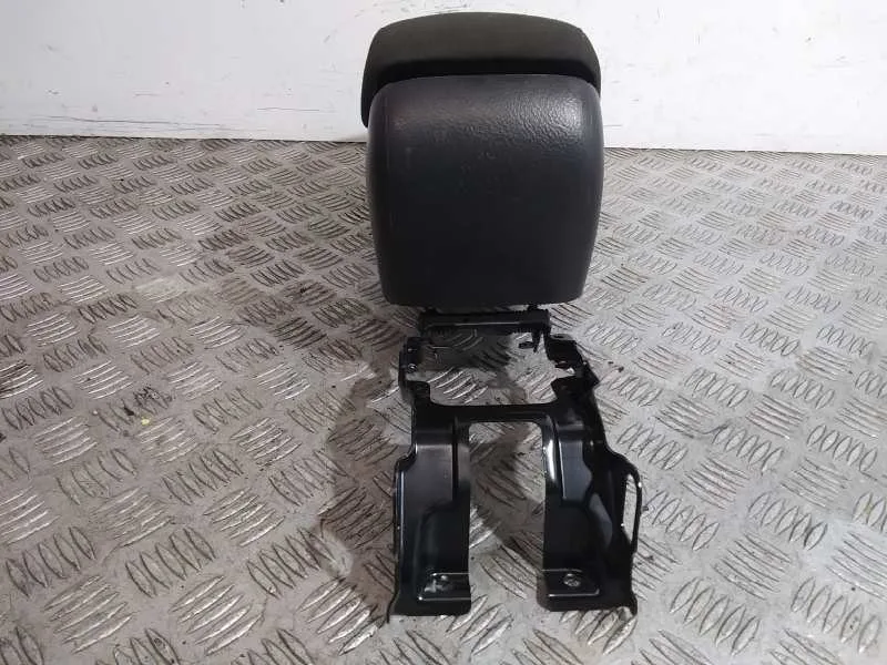 Apoyabrazos Central para Toyota Avensis Berlina (T25)