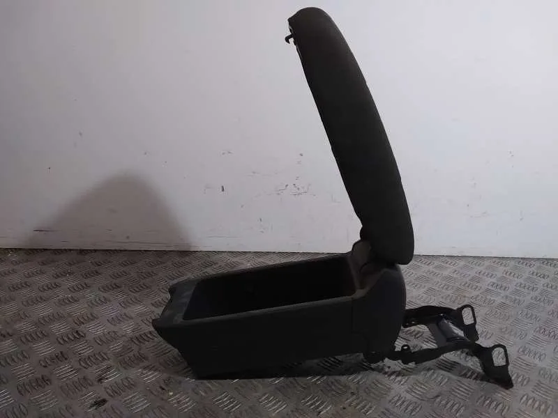 Apoyabrazos Central para Toyota Avensis Berlina (T25)