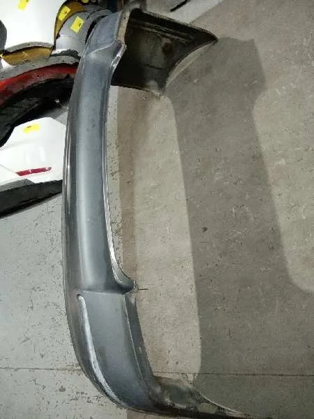 Paragolpes Trasero para Toyota Avensis Berlina (T25)