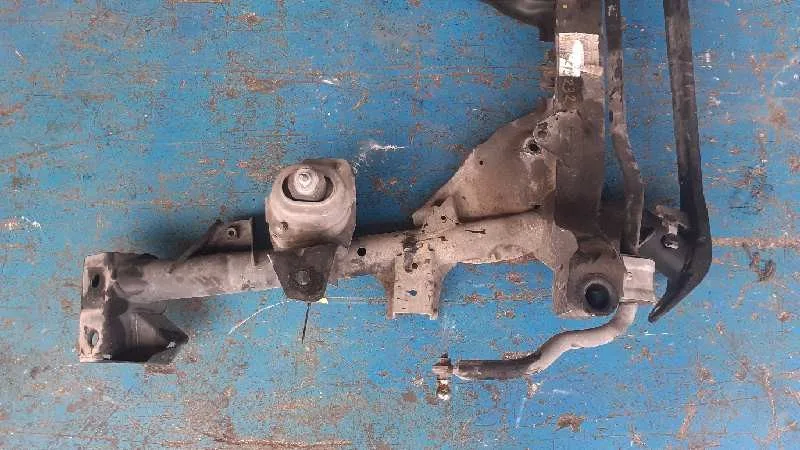 Puente Delantero para Bmw X3 (E83)