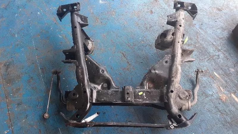 Puente Delantero para Bmw X3 (E83)