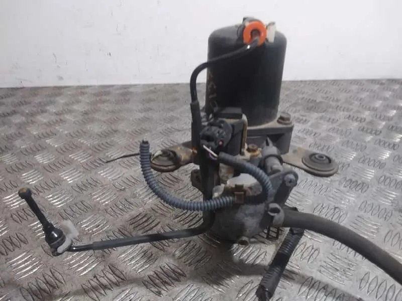 Bomba Suspension para Lexus Ls (Usf4/Uvf4)