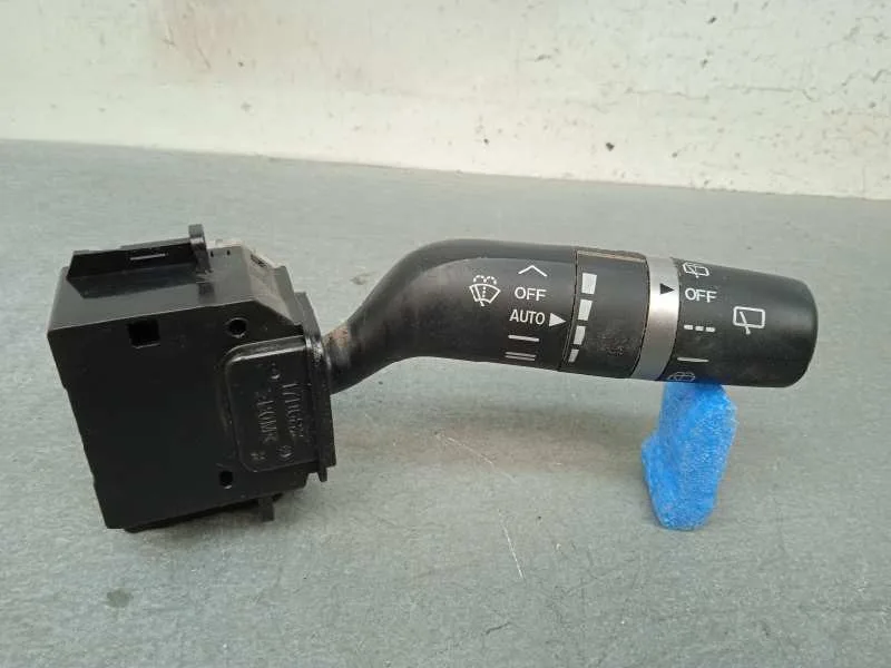 Mando Limpia para Mazda 3 Lim. (Bl)