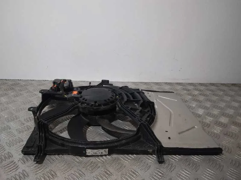 Electroventilador para Peugeot 208