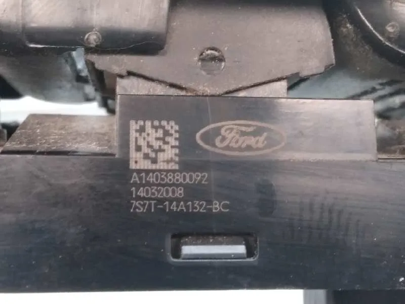 Mando Elevalunas Delantero Izquierdo para Ford Mondeo Ber. (Ca2)