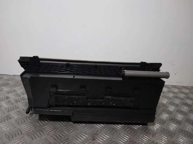 Guantera para Lexus Is200 (Ds2/Is2)