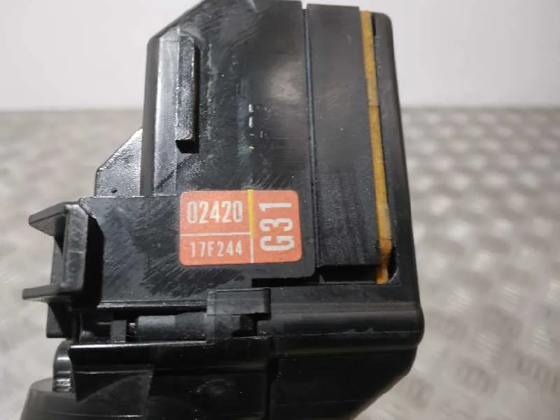Mando Limpia para Toyota Auris