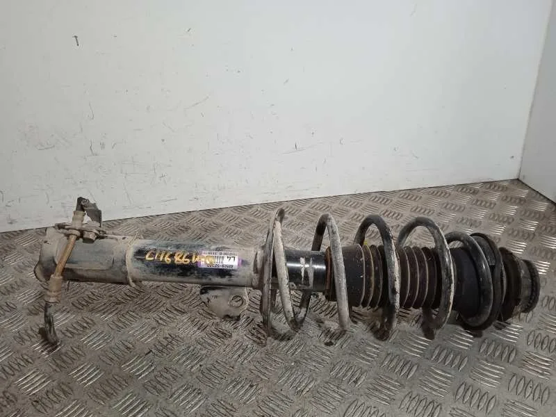 Amortiguador Delantero Izquierdo para Toyota Urban Cruiser